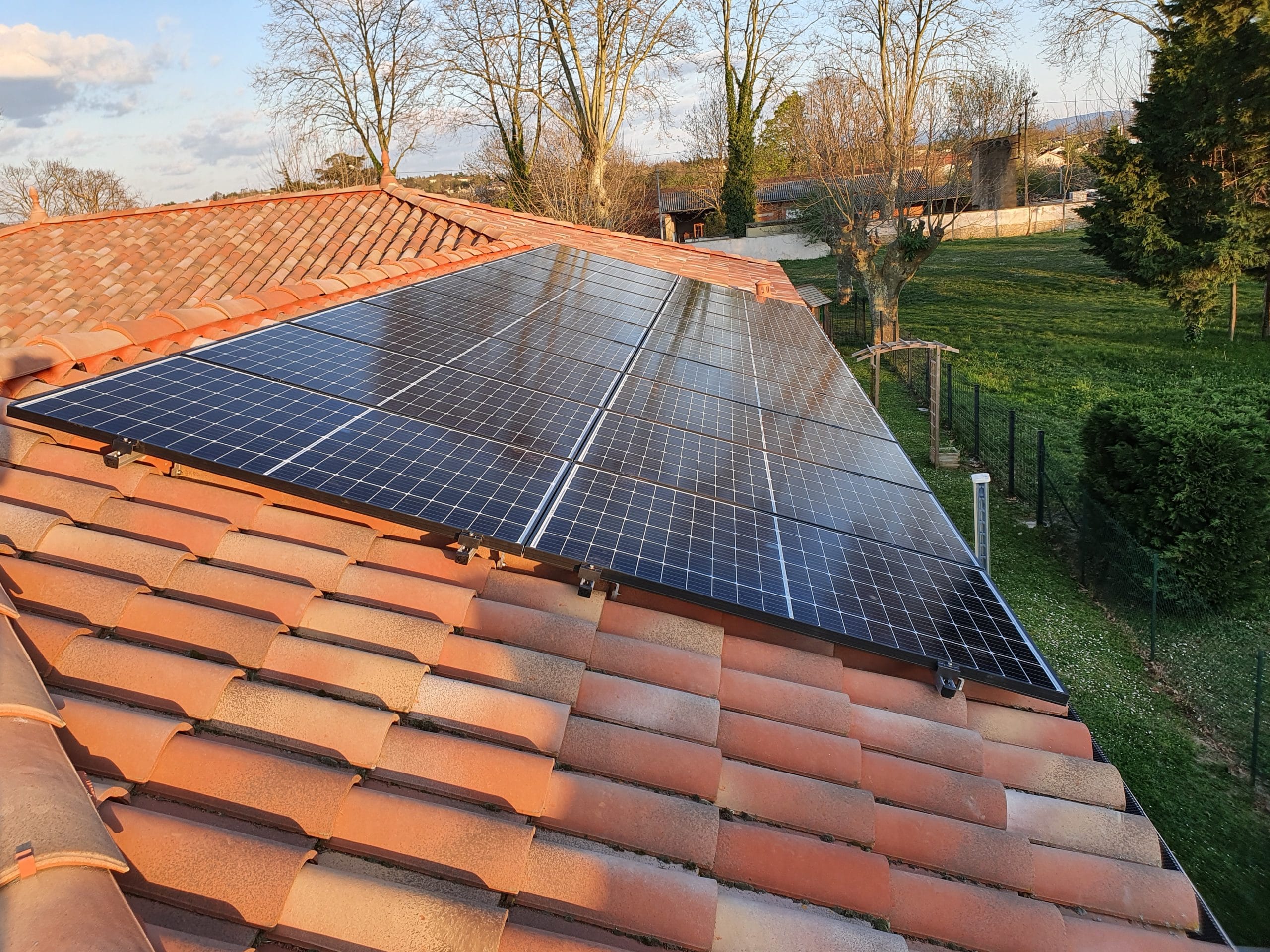 panneaux solaires photovoltaïques