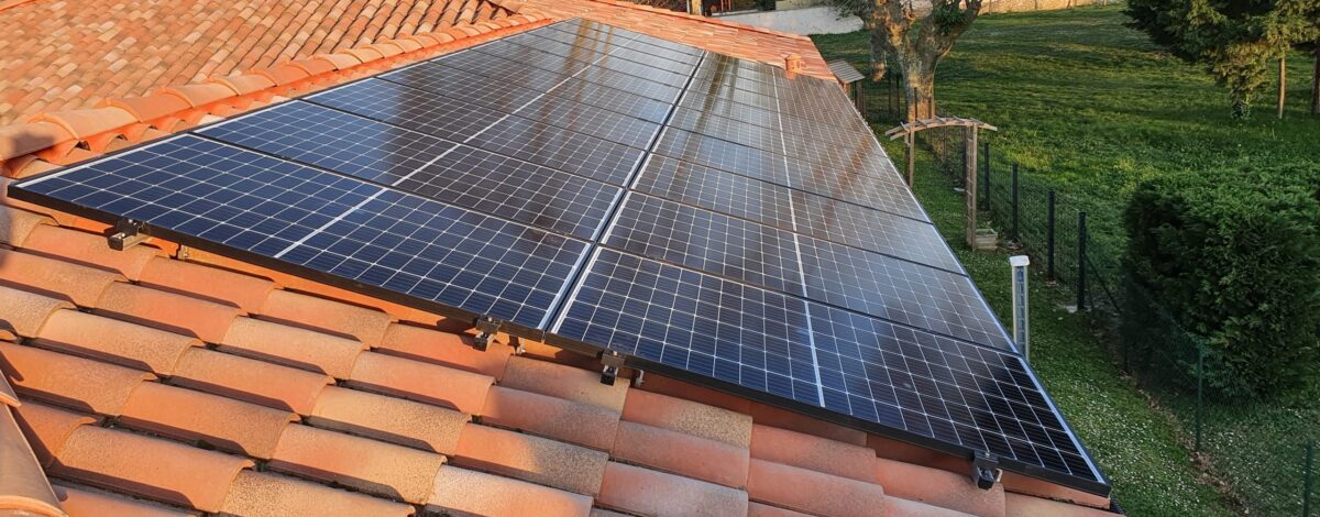 panneaux solaires photovoltaïques