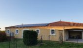 maison individuelle avec panneaux solaires photovoltaïques