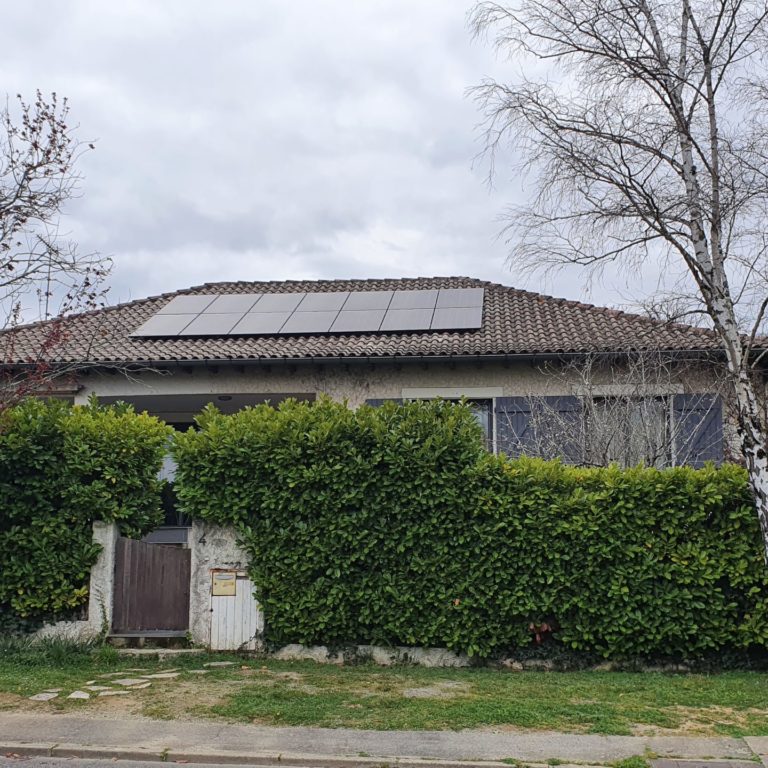 panneaux solaires sur maison