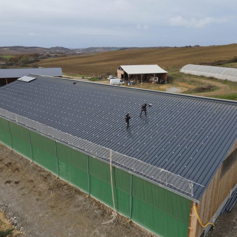 installation photovoltaïque sur bâtiment agricole